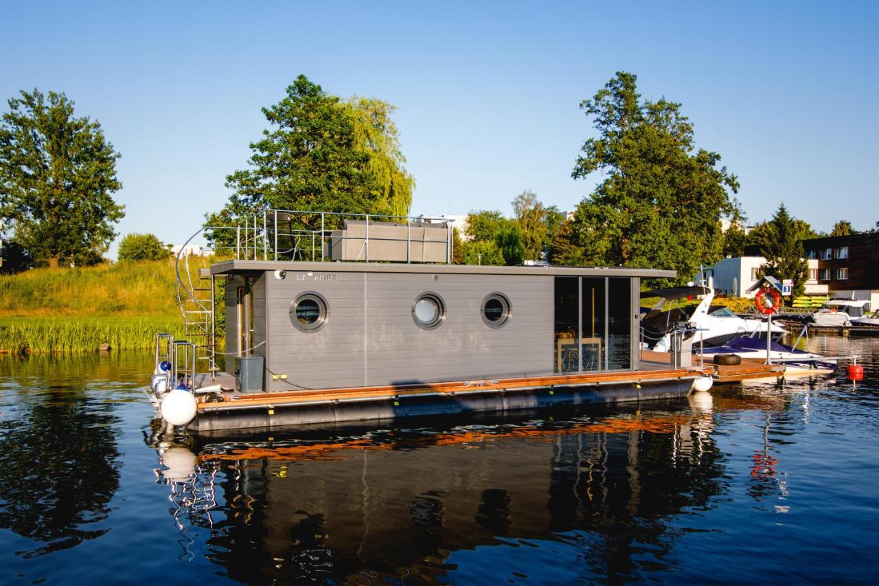 Houseboat- Dom Na Wodzie Z Sauna I Mozliwoscia Plywania Iława エクステリア 写真