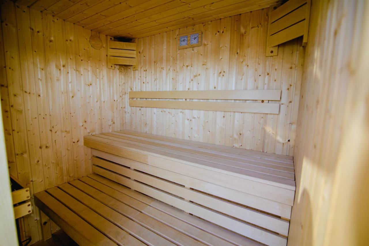 Houseboat- Dom Na Wodzie Z Sauna I Mozliwoscia Plywania Iława エクステリア 写真